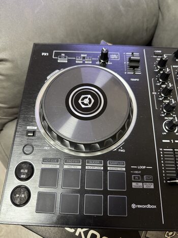 Get Pioneer DDJ-RB kontroleris