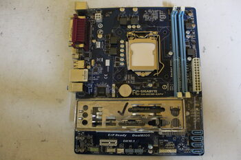 Gigabyte GA-H61M-S2PV(R2.0) Intel H61 Micro ATX DDR3 LGA1155 1 x PCI-E x16 Slots Motherboard