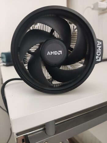 AMD Wraith Spire Cpu aušintuvas