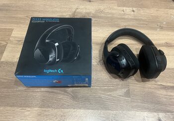 Žaidimų ausinės Logitech G533